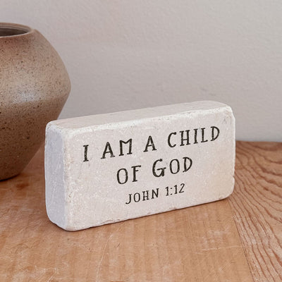 578N | John 1:12 - I am a child of God (Natural)